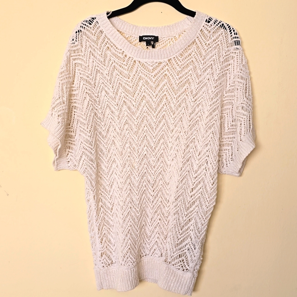 DKNY Crew Neck Short Sleeves Open Stich Cozy White Knit Sweater Size L